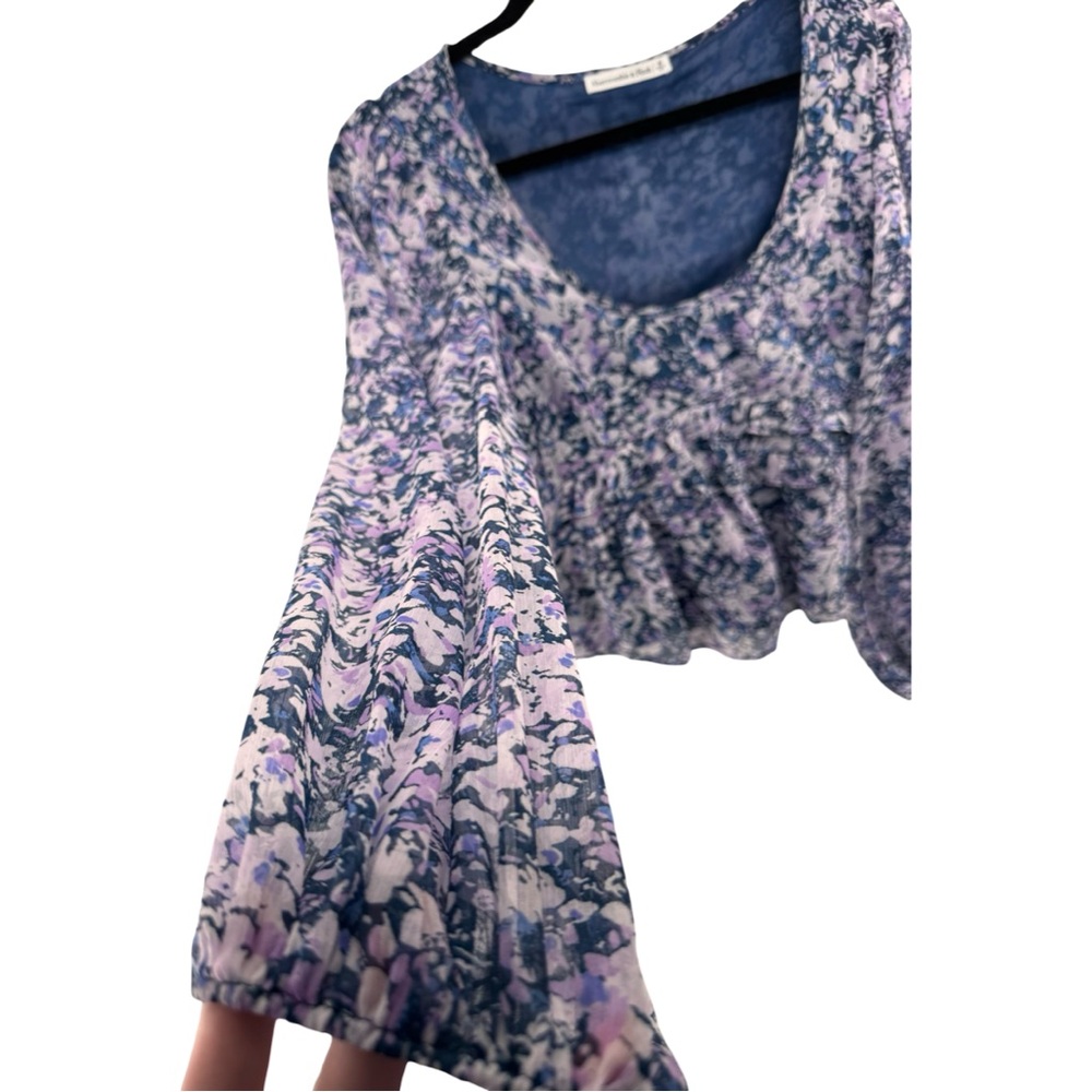 Abercrombie & Fitch Floral Sheer Ruffle Sleeve Blouse - Picture 3 of 11